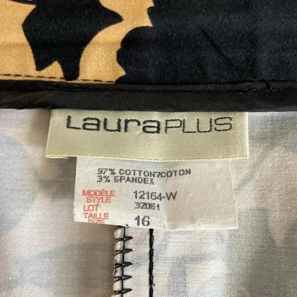 Laura Plus | Floral  Print Skirt - Picture 3 of 4